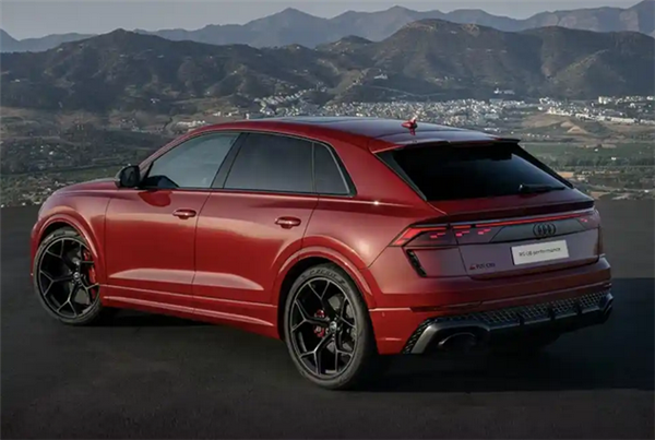 纽北最快SUV！奥迪RS Q8新车型正式上市：售价146.89万元