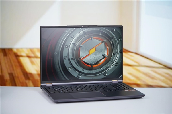 锐龙9 9955HX3D+RTX 5090双绝！机械革命苍龙16 Ultra图赏